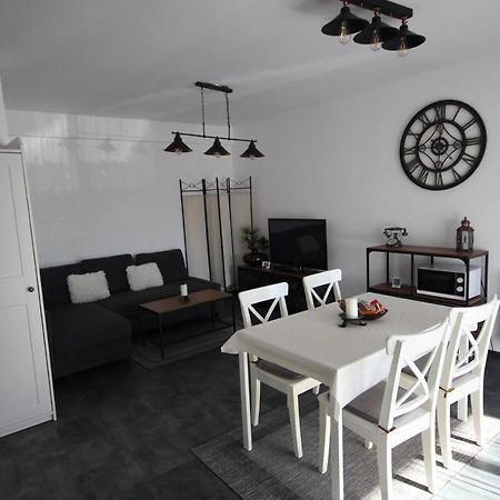 Apartment Francesca Mit Parkplatz Naehe Altstadt Sybin Zewnętrze zdjęcie