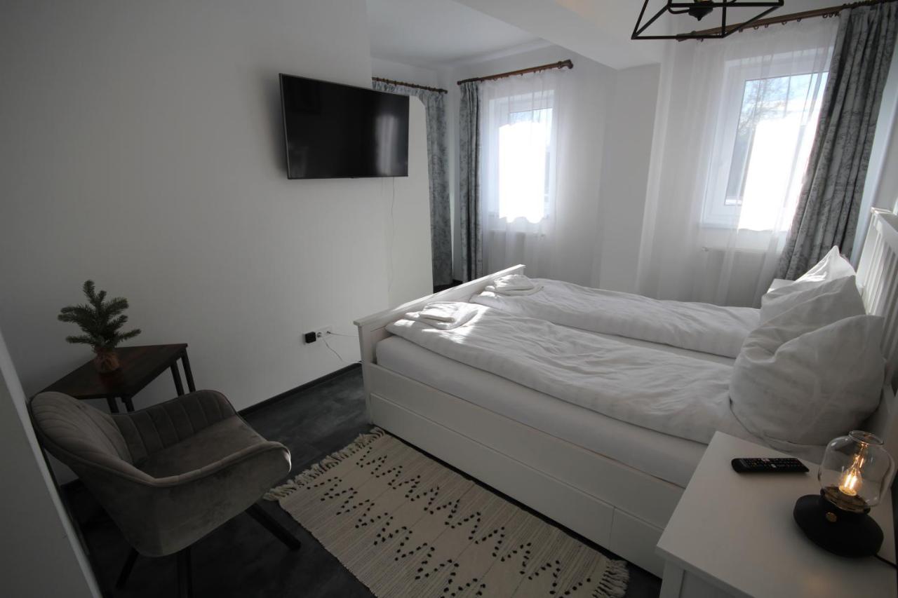Apartment Francesca Mit Parkplatz Naehe Altstadt Sybin Zewnętrze zdjęcie